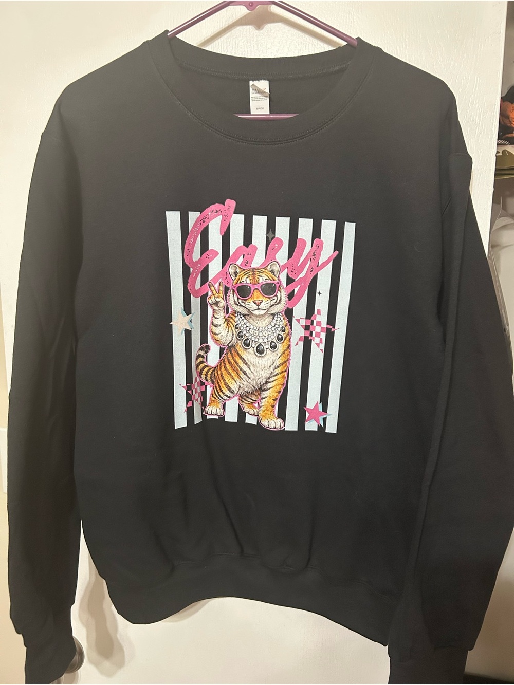 Adult Small NWOT Easy Tiger Crewneck Sweater